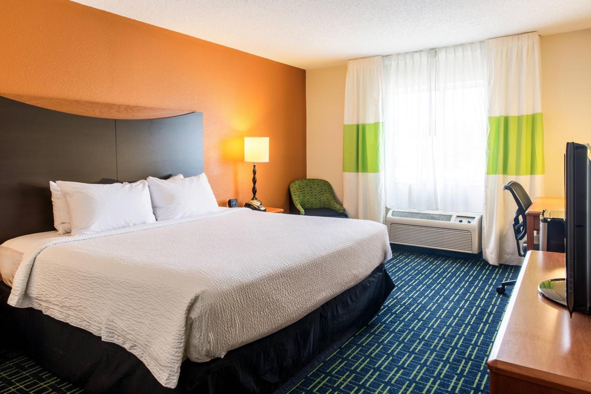 Fairfield Inn & Suites Canton Норт-Кантон Экстерьер фото